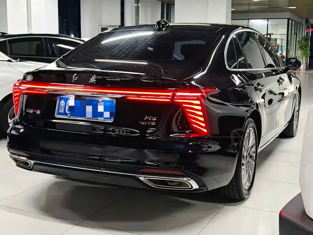 Hongqi H5 — фото 3