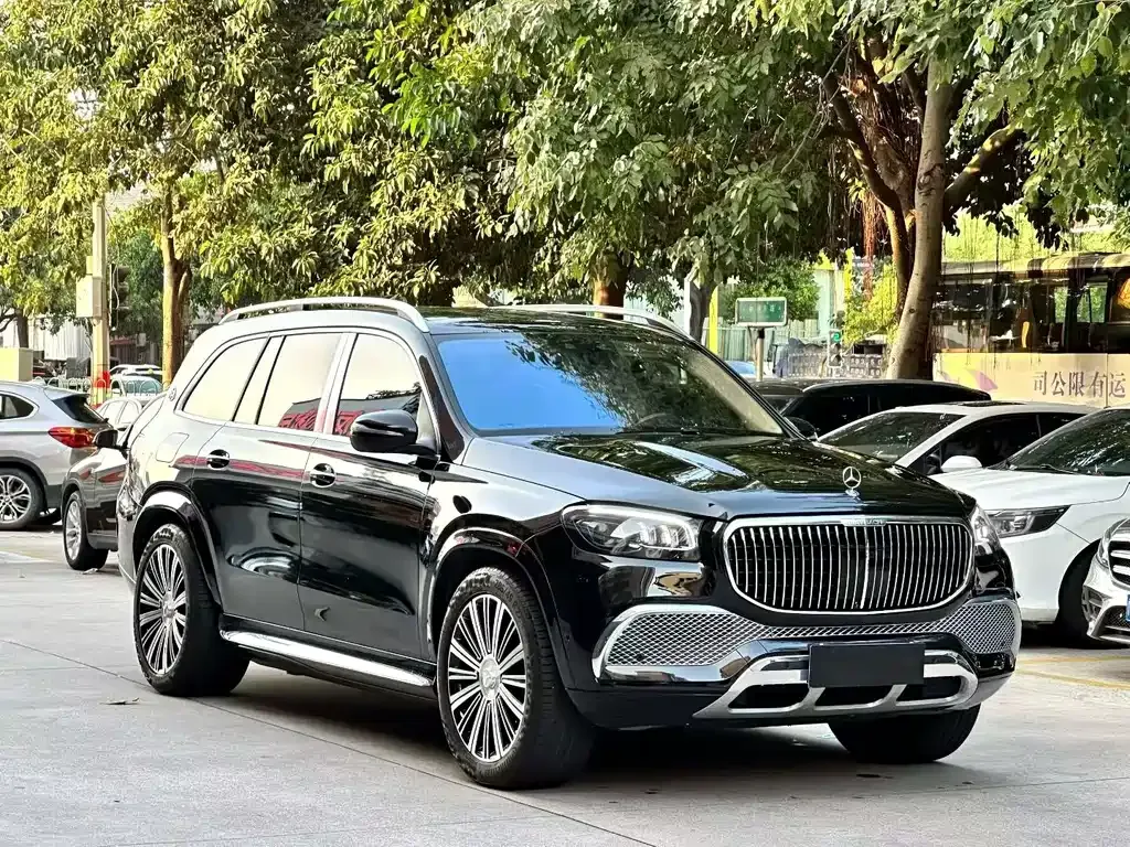 Mercedes-Benz GLS — фото 9