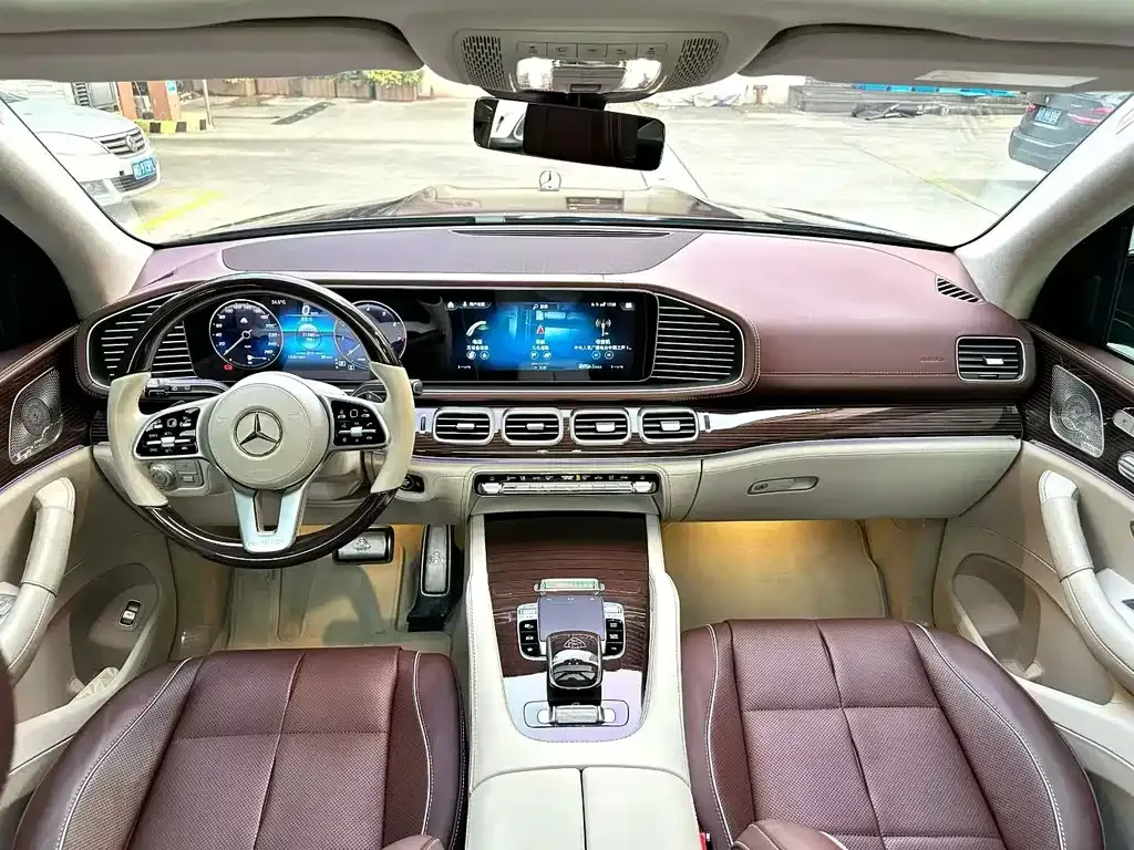 Mercedes-Benz GLS — фото 5