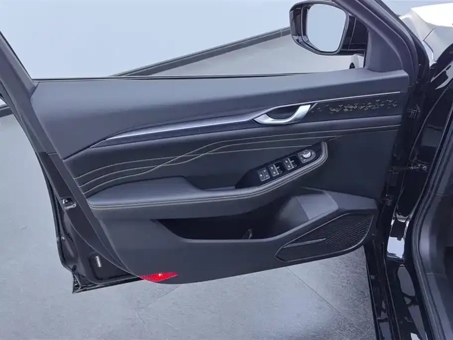 Geely Xingrui 2024 из CN, фото 2