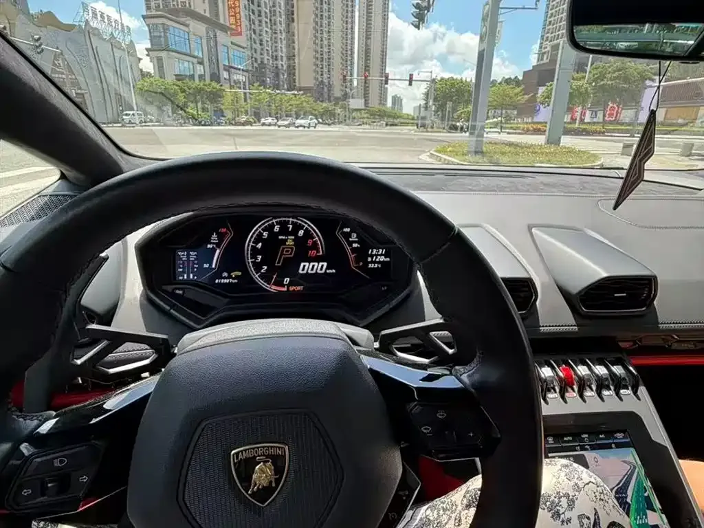 Lamborghini Huracan — фото 7