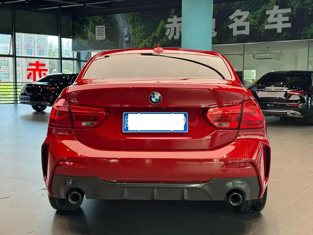 BMW 1 Series 2022 из CN, фото 4