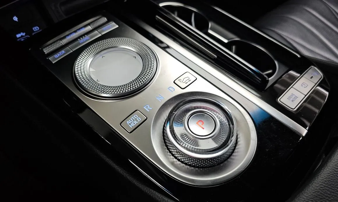 Genesis G80 — фото 10