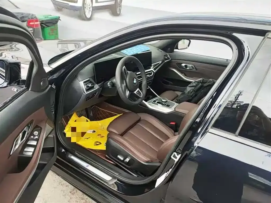BMW 3 Series 2023 из CN, фото 7