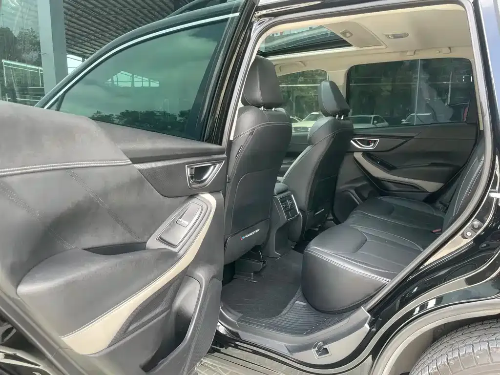 Subaru Forester 2022 из CN, фото 8
