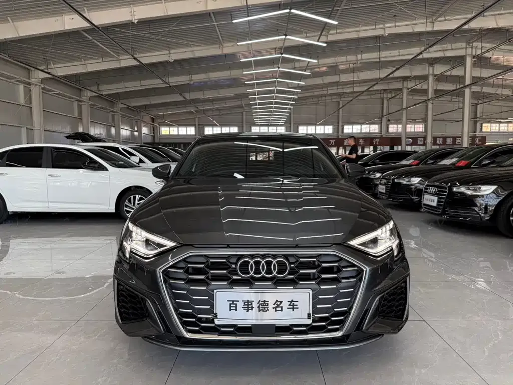Audi A3 2023 из CN, фото 8