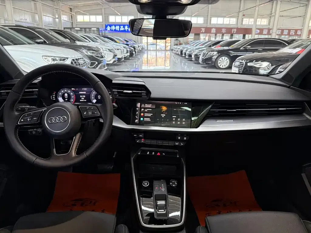 Audi A3 2023 из CN, фото 3