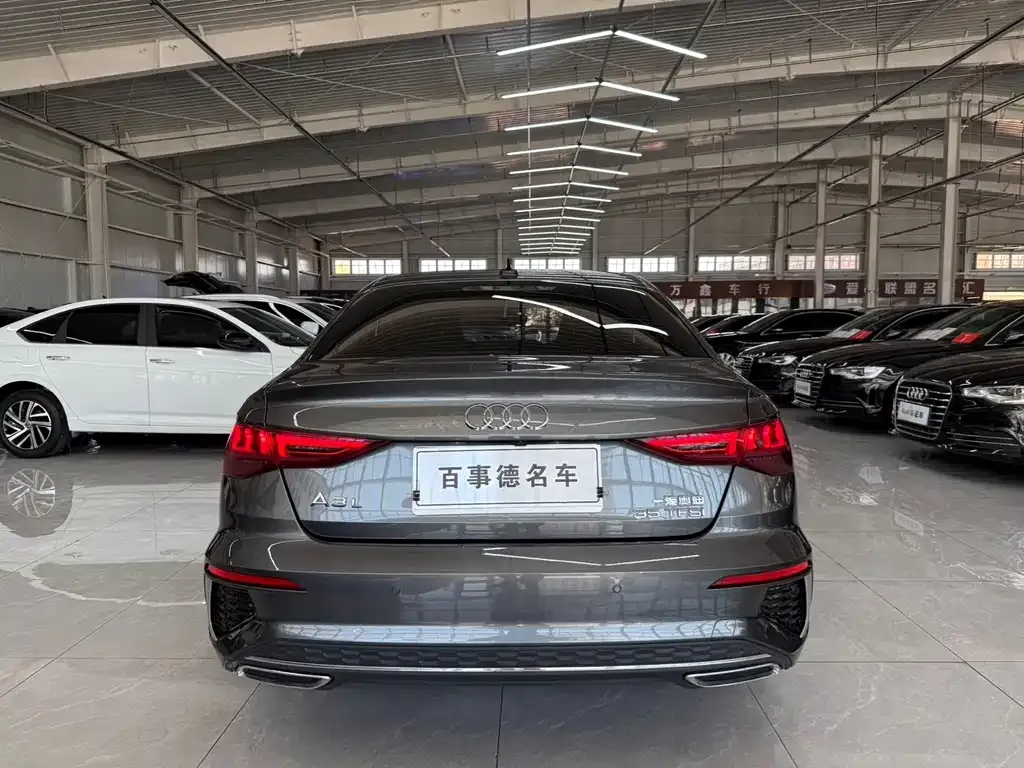 Audi A3 2023 из CN, фото 4