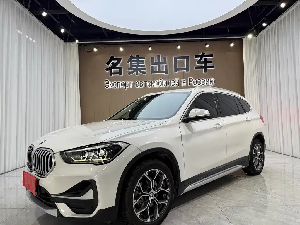 BMW X1 — фото 1