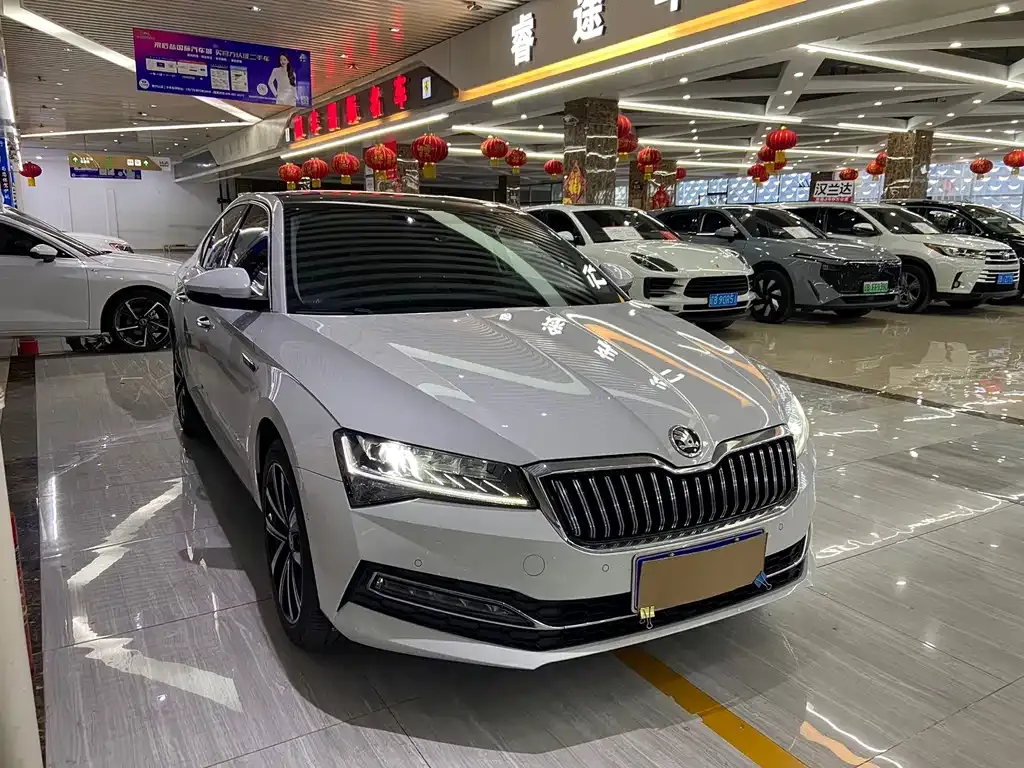 Skoda Superb 2022 из CN, фото 5