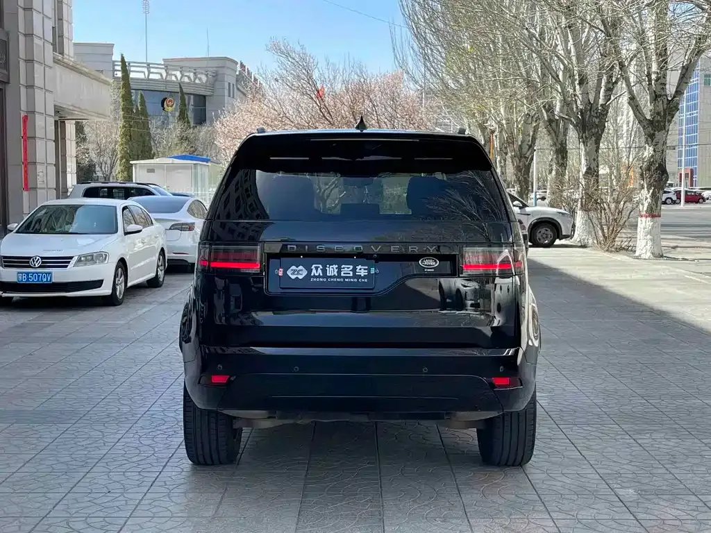 Land Rover Discovery — фото 10