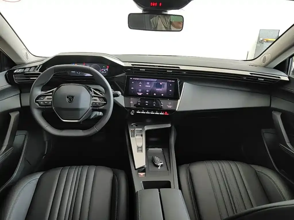 Peugeot 408X 2023 из CN, фото 9