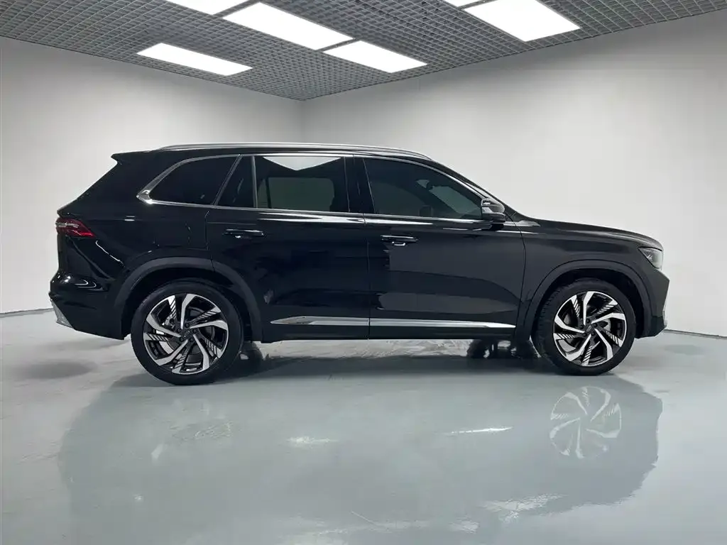 Geely Xingyue L — фото 10