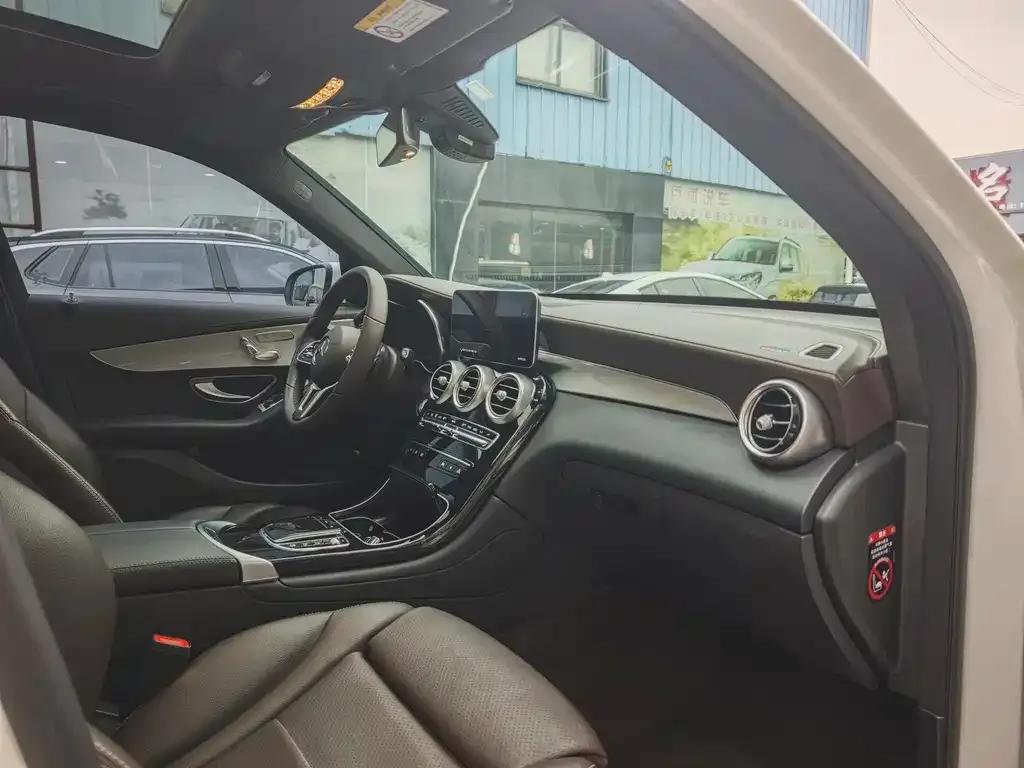 Mercedes-Benz GLC 2022 из CN, фото 8