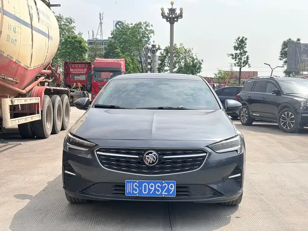 Buick Regal — фото 8