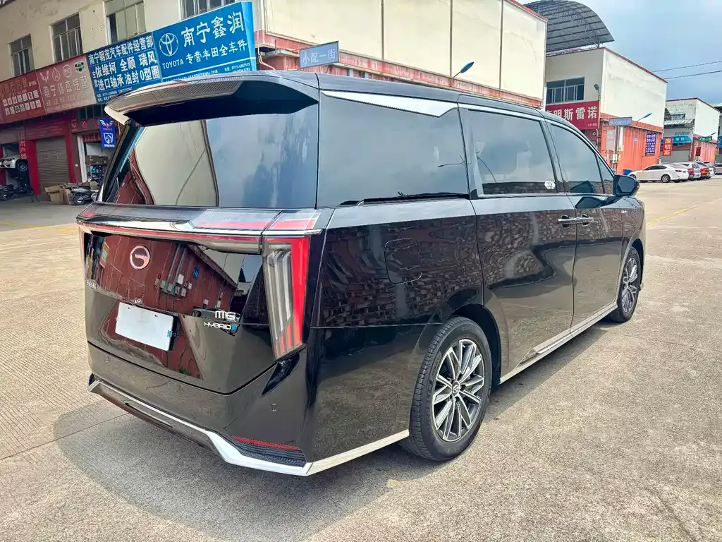 GAC Motor Trumpchi M8 — фото 9
