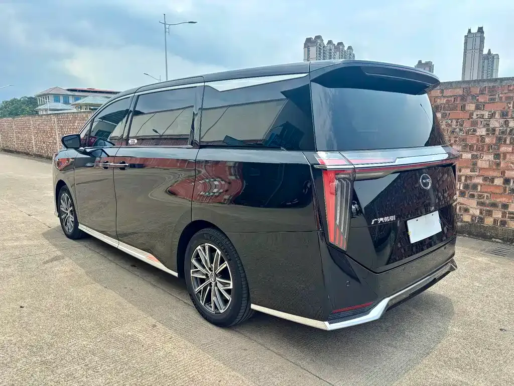 GAC Motor Trumpchi M8 — фото 4