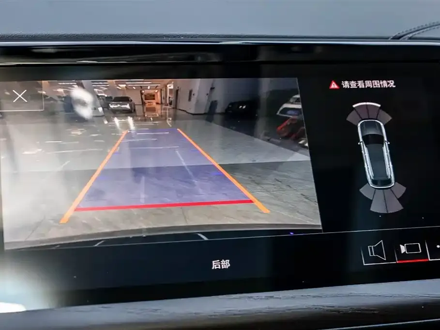 Audi Q6 2024 из CN, фото 3