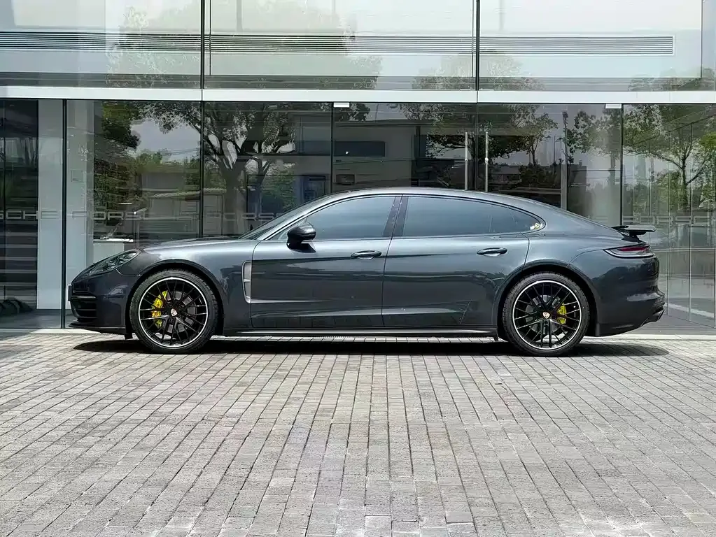 Porsche Panamera — фото 10