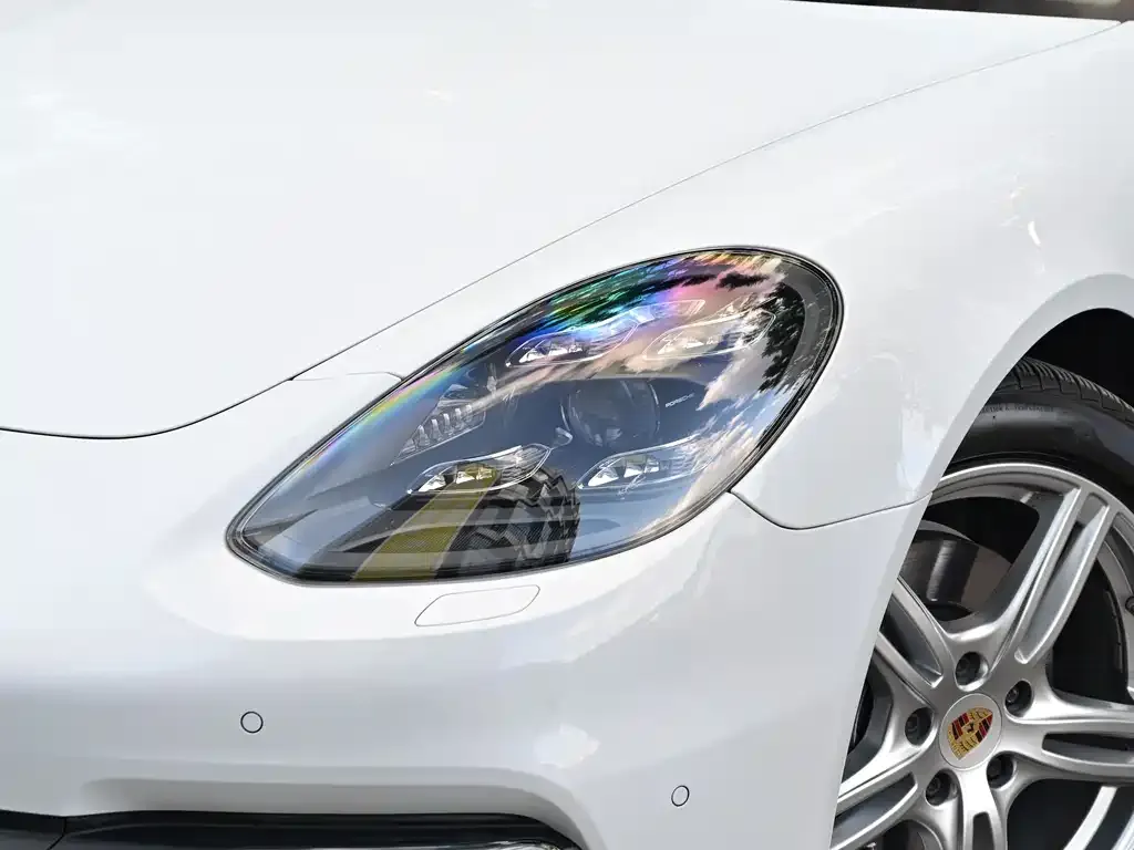 Porsche Panamera — фото 9