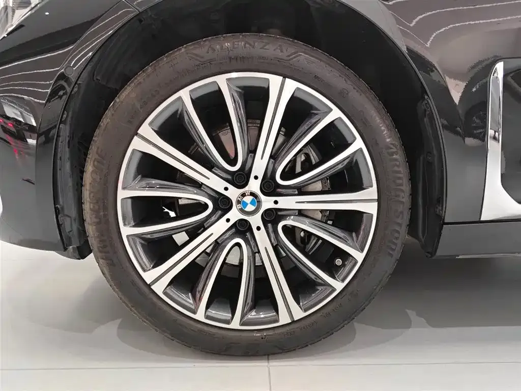 BMW 7 Series 2022 из CN, фото 7