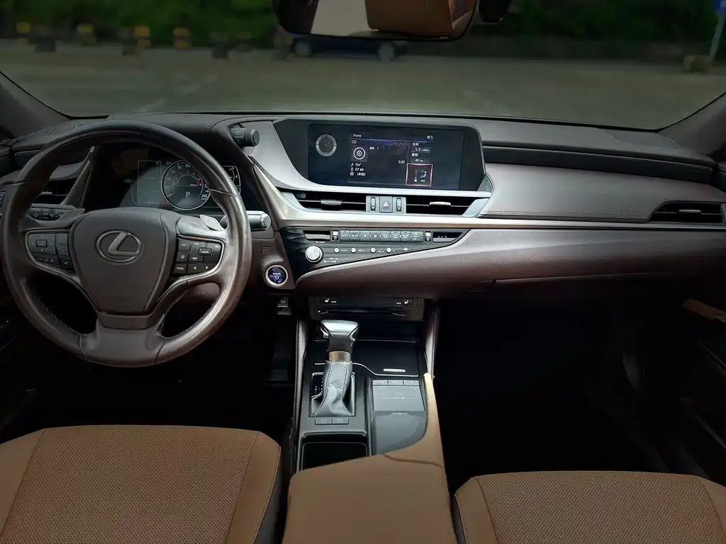 Lexus ES 2021 из CN, фото 3