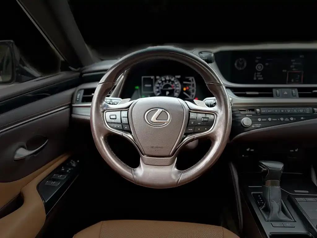 Lexus ES 2021 из CN, фото 2
