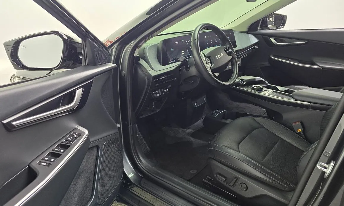 Kia EV6 2023 из KR, фото 6