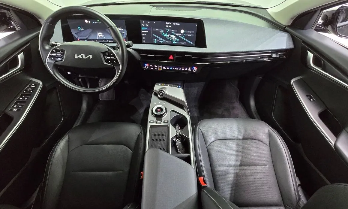 Kia EV6 2023 из KR, фото 4