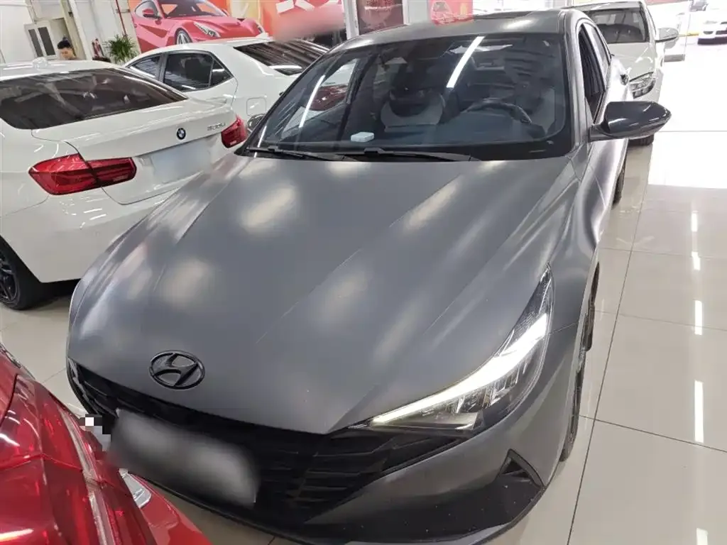 Hyundai Elantra — фото 3