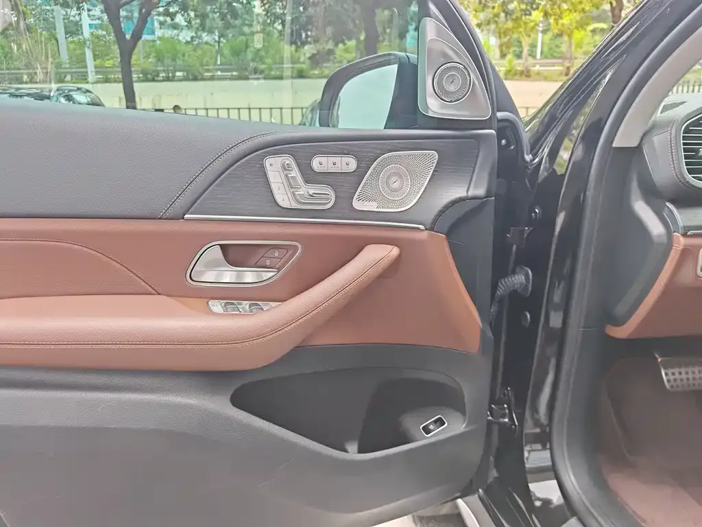 Mercedes-Benz GLS 2024 из CN, фото 3