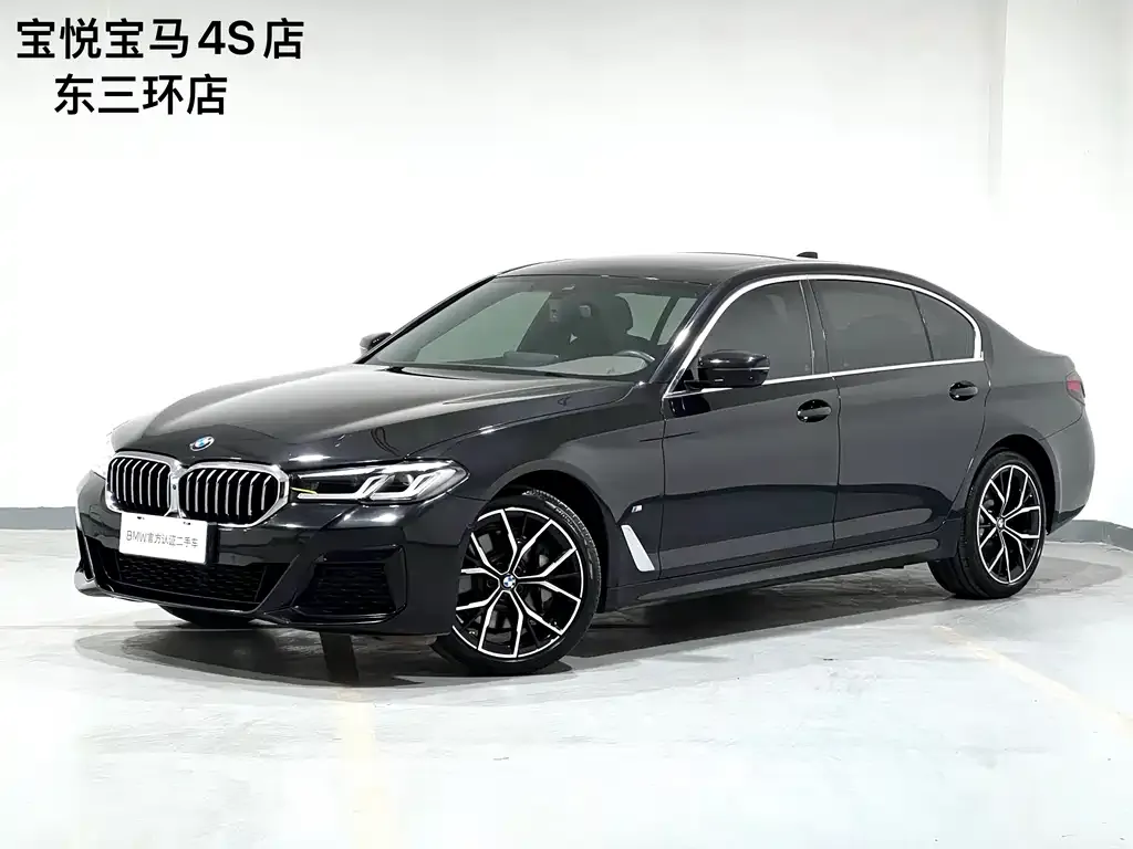 BMW 5 Series — фото 1