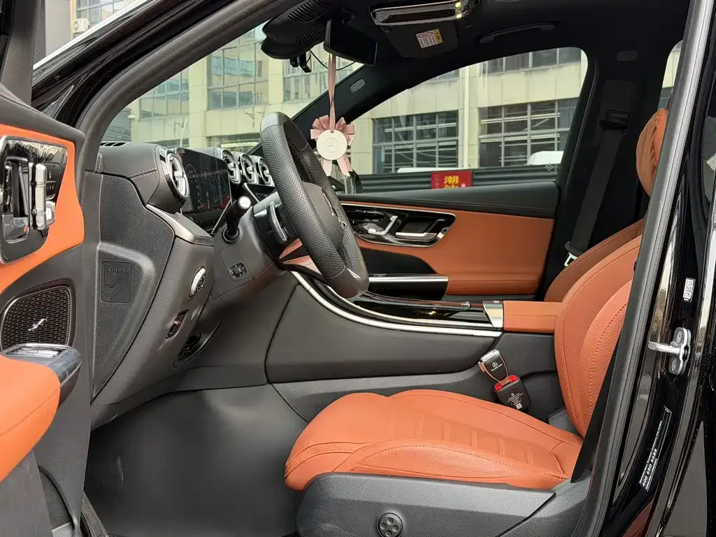 Mercedes-Benz GLC 2024 из CN, фото 6
