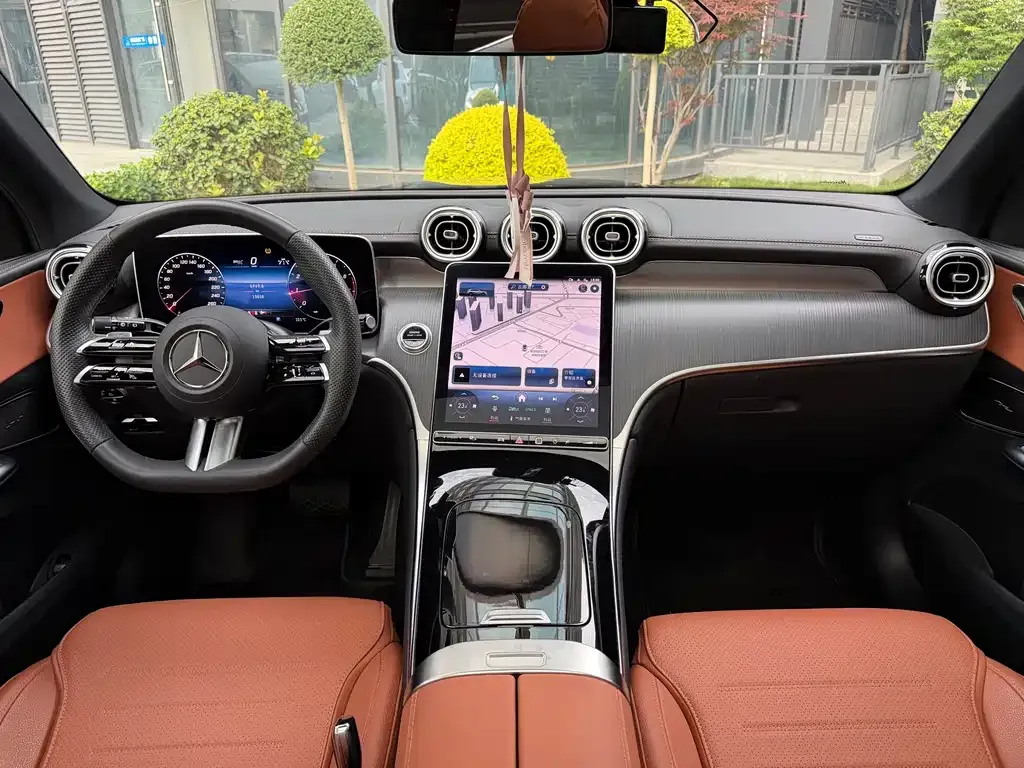 Mercedes-Benz GLC 2024 из CN, фото 8