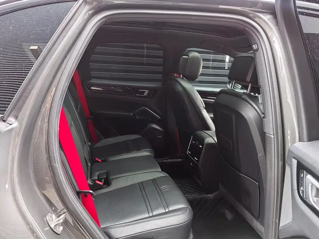 Porsche Cayenne 2022 из CN, фото 3