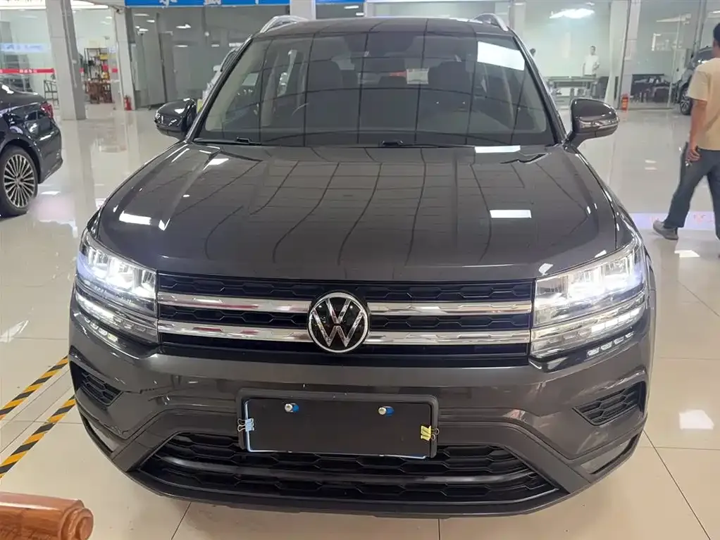 Volkswagen Tharu — фото 8