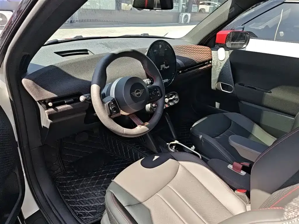 MINI Cooper EV 2024 из CN, фото 7