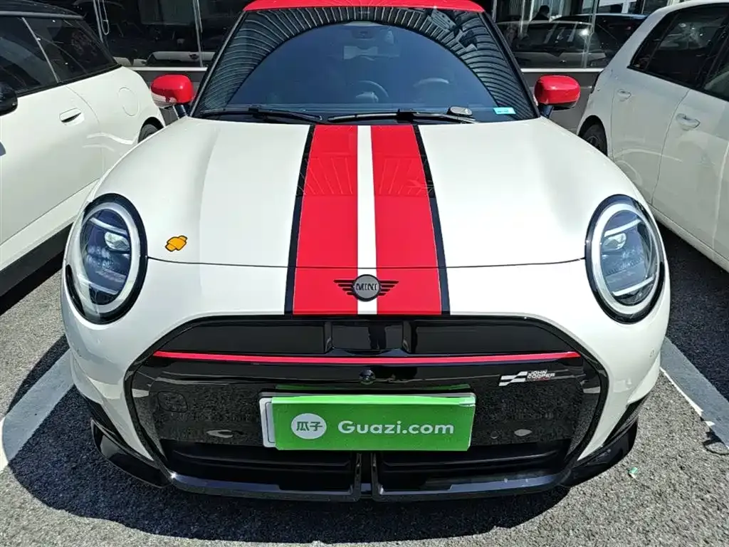 MINI Cooper EV 2024 из CN, фото 6