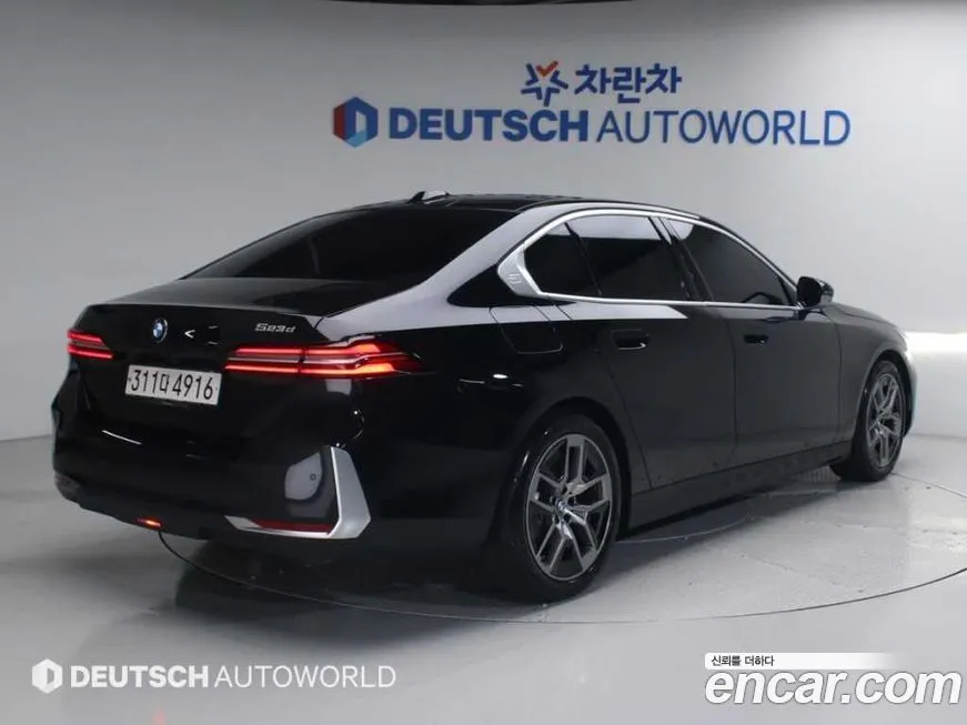 BMW 5-Series 2024 из KR, фото 8