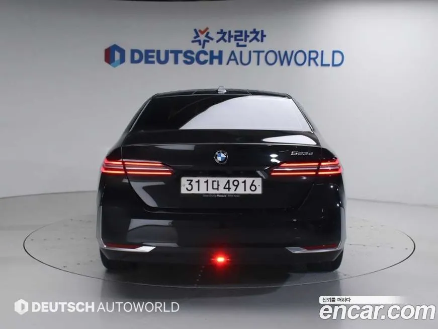 BMW 5-Series 2024 из KR, фото 3