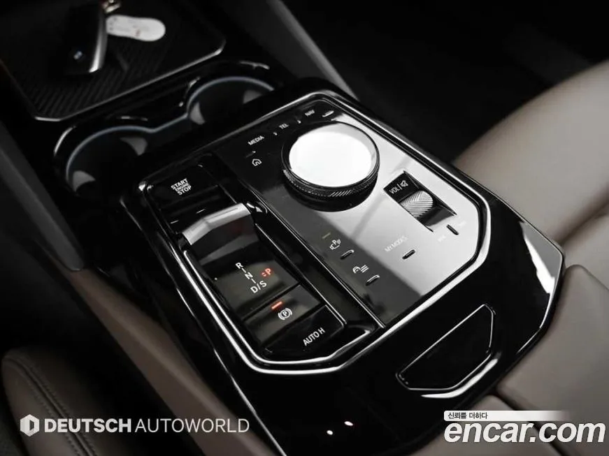 BMW 5-Series 2024 из KR, фото 2