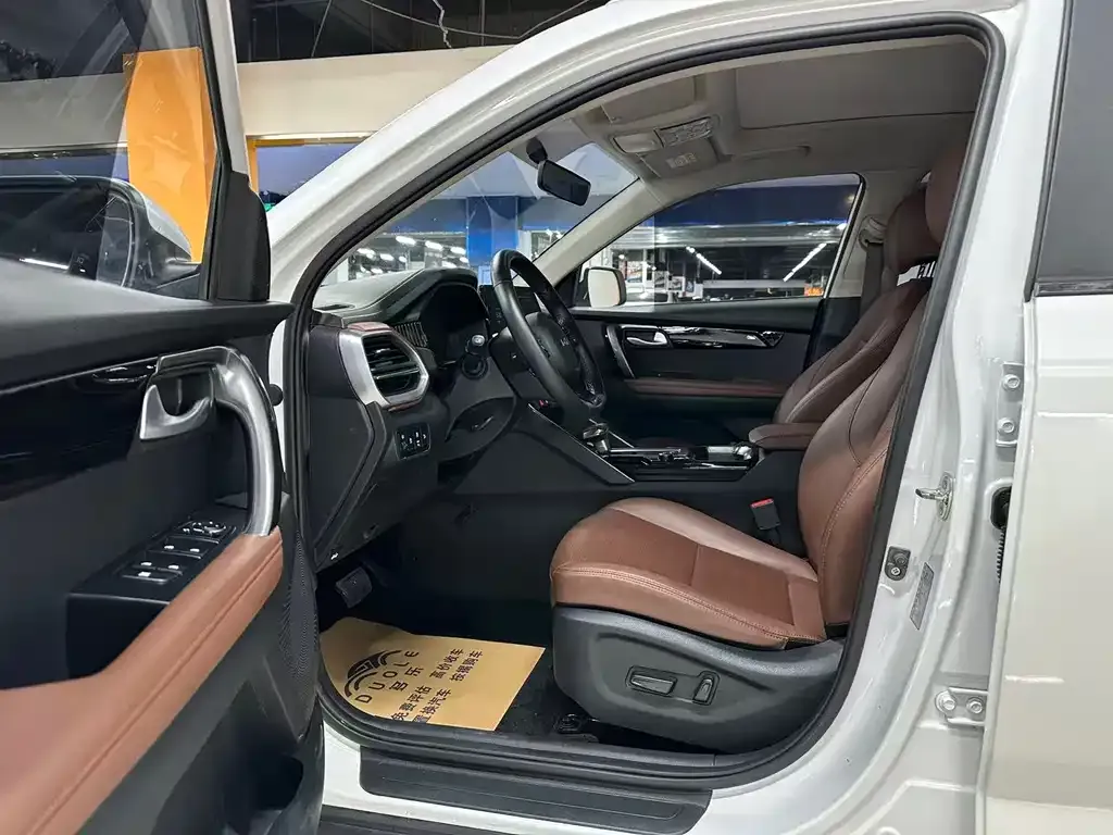 Kia Sportage — фото 7