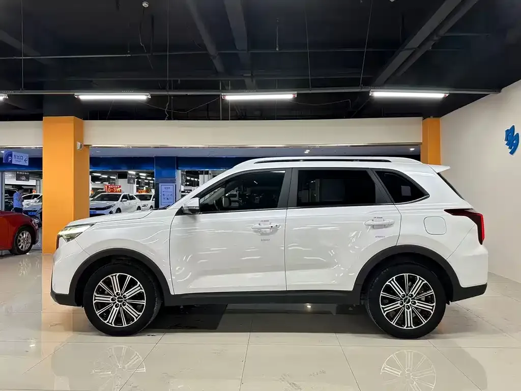 Kia Sportage — фото 5