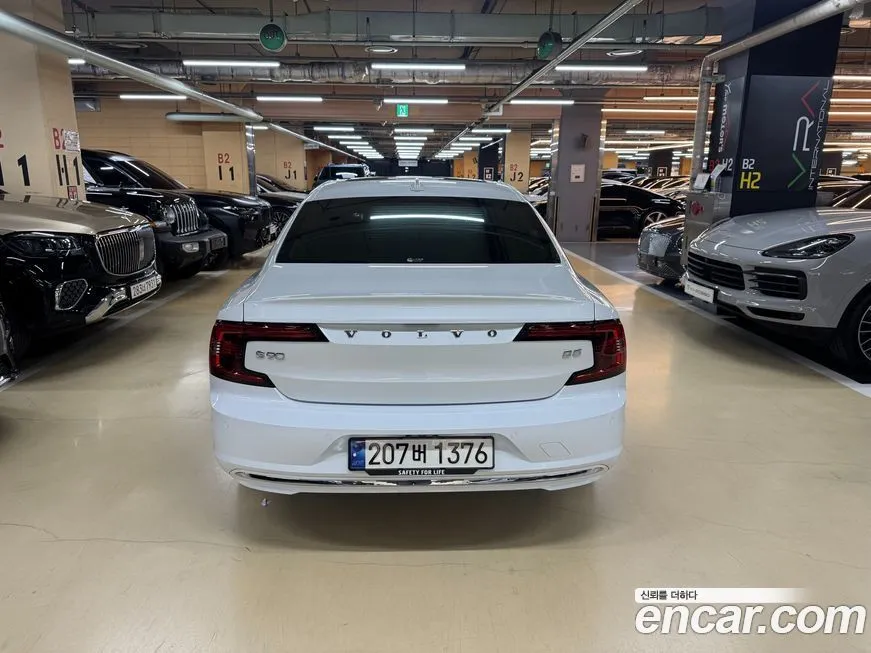 Volvo S90 2024 из KR, фото 6