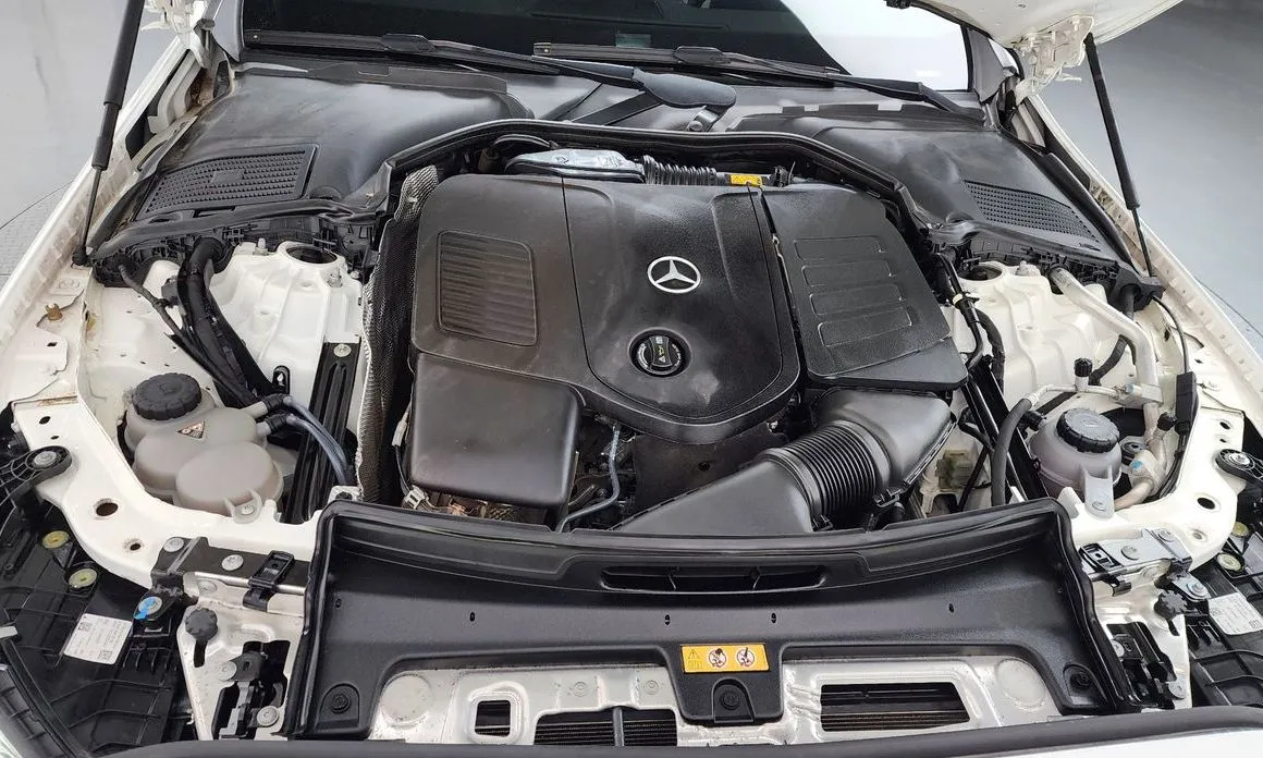Mercedes-Benz C-Class 2023 из KR, фото 8