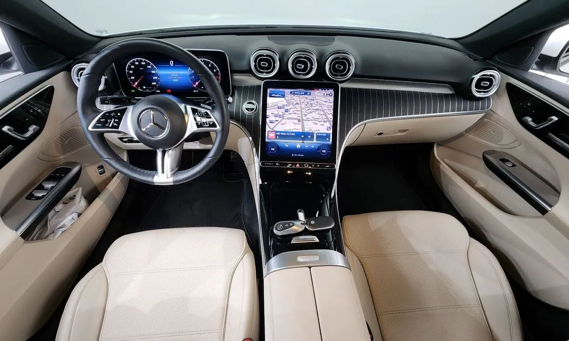 Mercedes-Benz C-Class 2023 из KR, фото 10