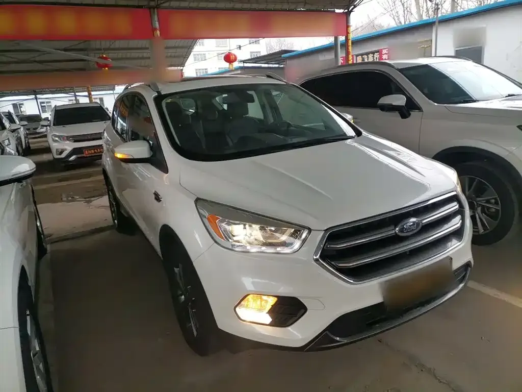 Ford Kuga 2021 из CN, фото 10