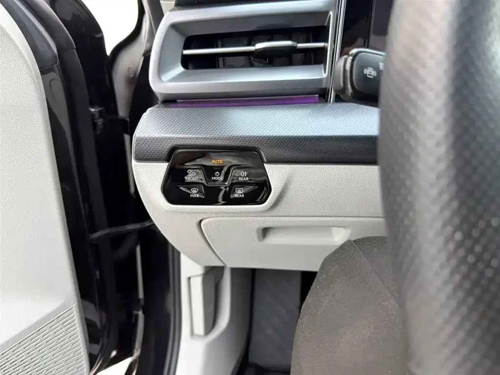Volkswagen Lamando 2023 из CN, фото 10