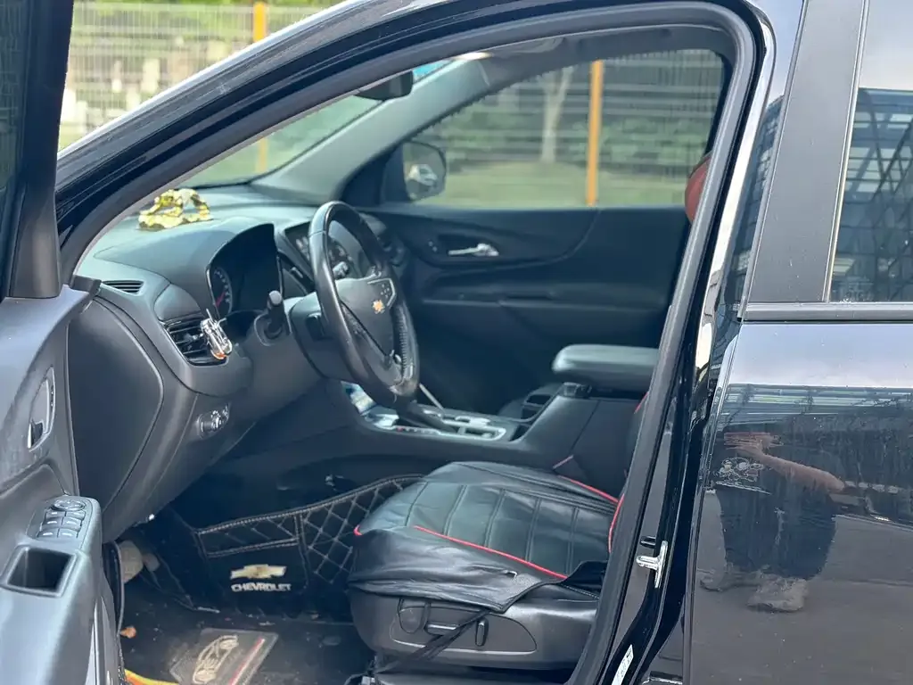 Chevrolet Equinox 2021 из CN, фото 4