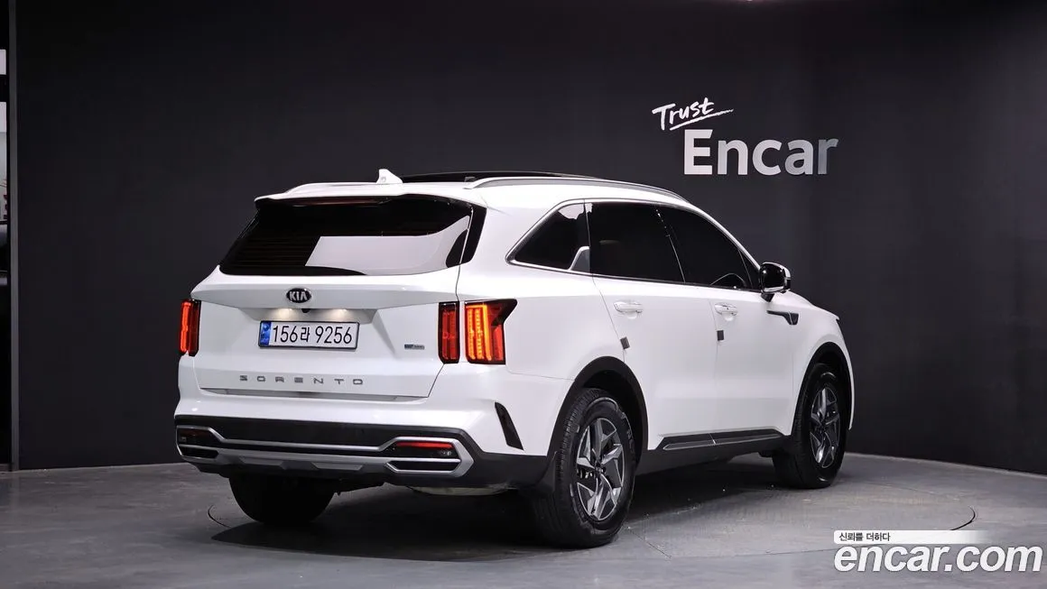 Kia Sorento — фото 4